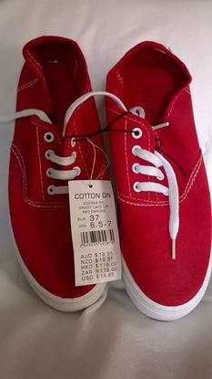 Picture of Red Sneekers